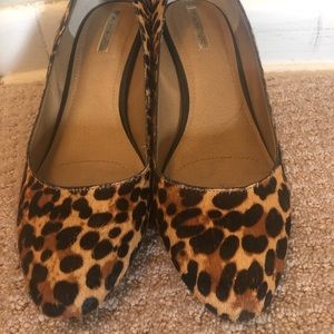 Leopard print pumps